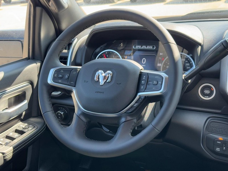 Ram 2500 Vehicle Full-screen Gallery Image 07