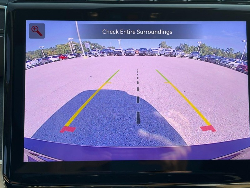 Jeep Grand Cherokee L Vehicle Full-screen Gallery Image 18