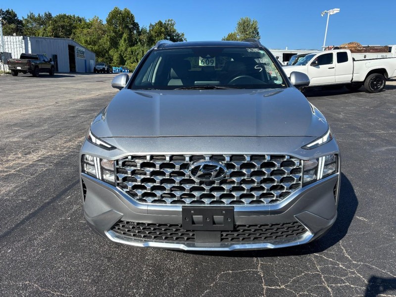 Hyundai Santa Fe Vehicle Full-screen Gallery Image 09