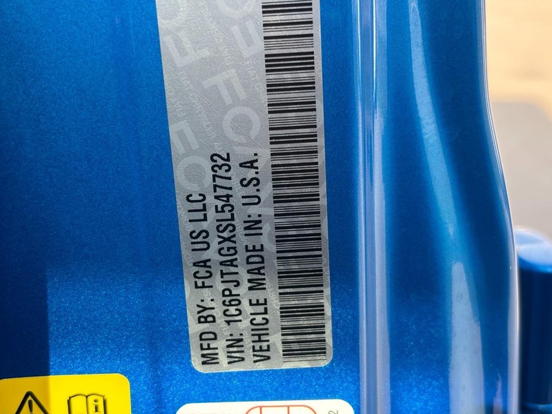 Jeep Gladiator Vehicle Full-screen Gallery Image 20