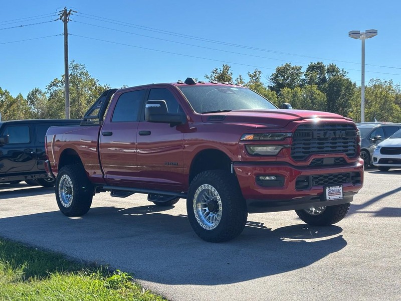 Ram 2500 Vehicle Full-screen Gallery Image 02