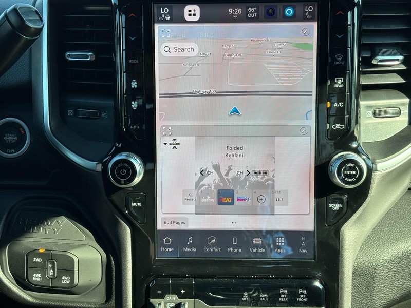 Ram 2500 Vehicle Full-screen Gallery Image 08