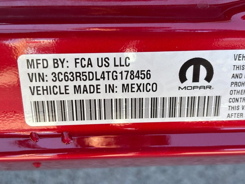 Ram 2500 Vehicle Full-screen Gallery Image 22