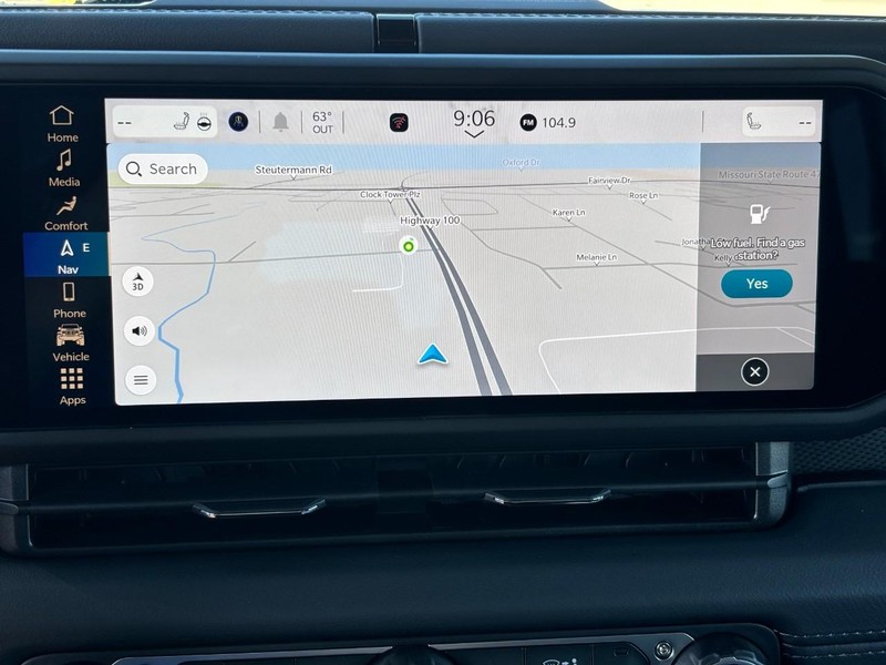 Jeep Wrangler Vehicle Full-screen Gallery Image 17