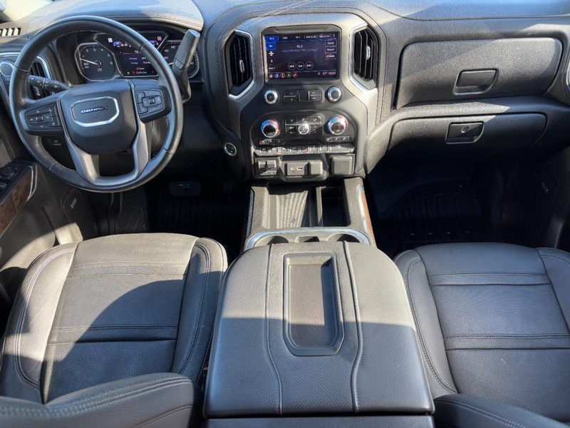 GMC Sierra 1500 Vehicle Full-screen Gallery Image 11