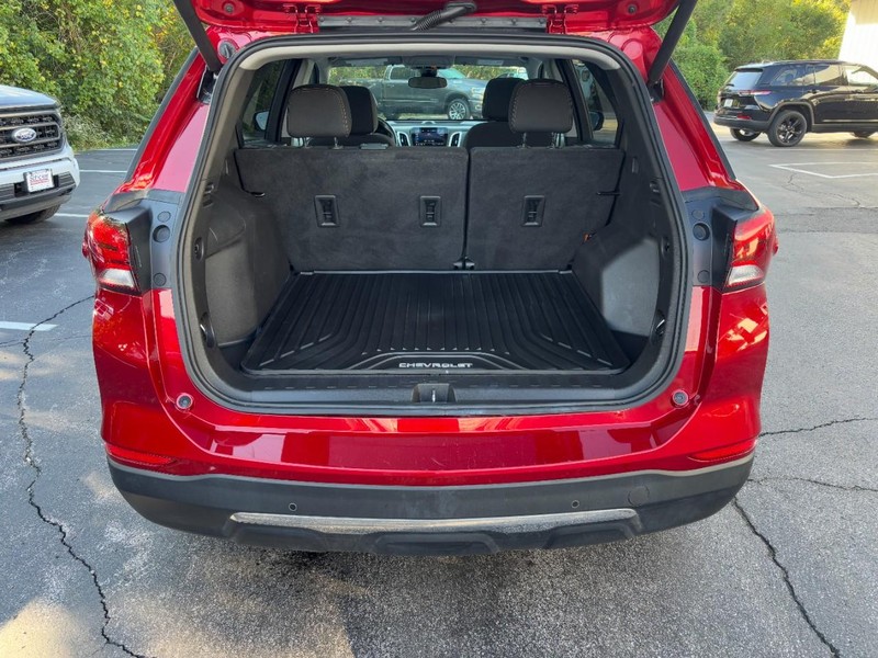Chevrolet Equinox Vehicle Full-screen Gallery Image 04