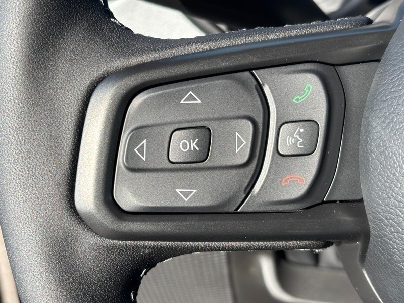 Jeep Gladiator Vehicle Full-screen Gallery Image 12