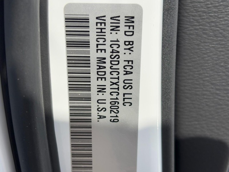 Dodge Durango Vehicle Full-screen Gallery Image 22