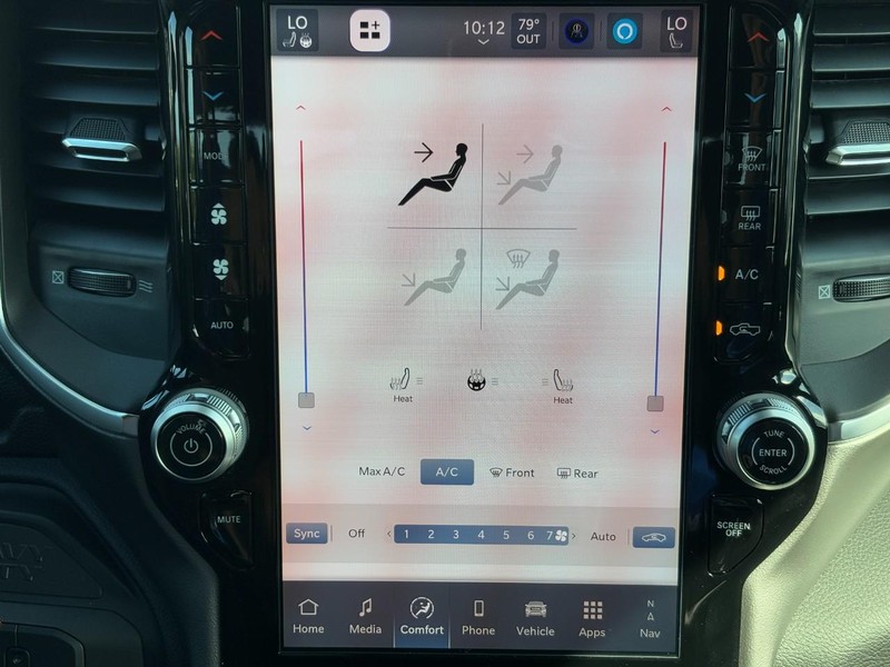 Ram 3500 Vehicle Full-screen Gallery Image 08