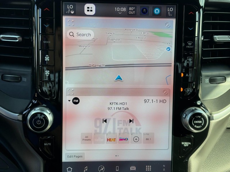 Ram 3500 Vehicle Full-screen Gallery Image 16