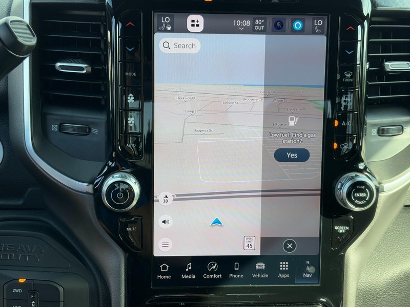 Ram 3500 Vehicle Full-screen Gallery Image 18