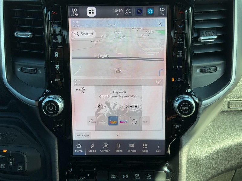 Ram 2500 Vehicle Full-screen Gallery Image 08