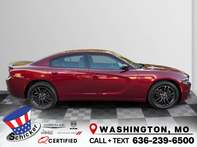 Dodge Charger Vehicle Full-screen Gallery Image 01