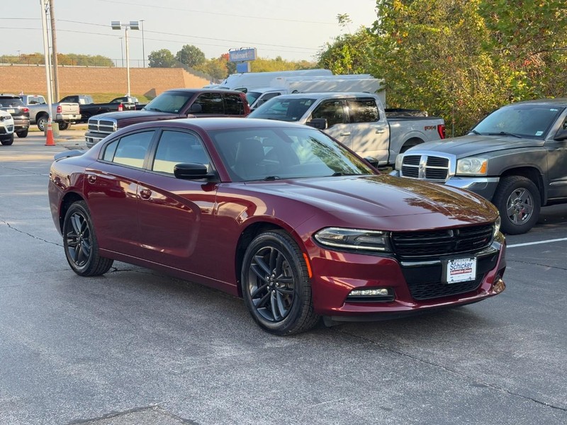 Dodge Charger Vehicle Full-screen Gallery Image 02