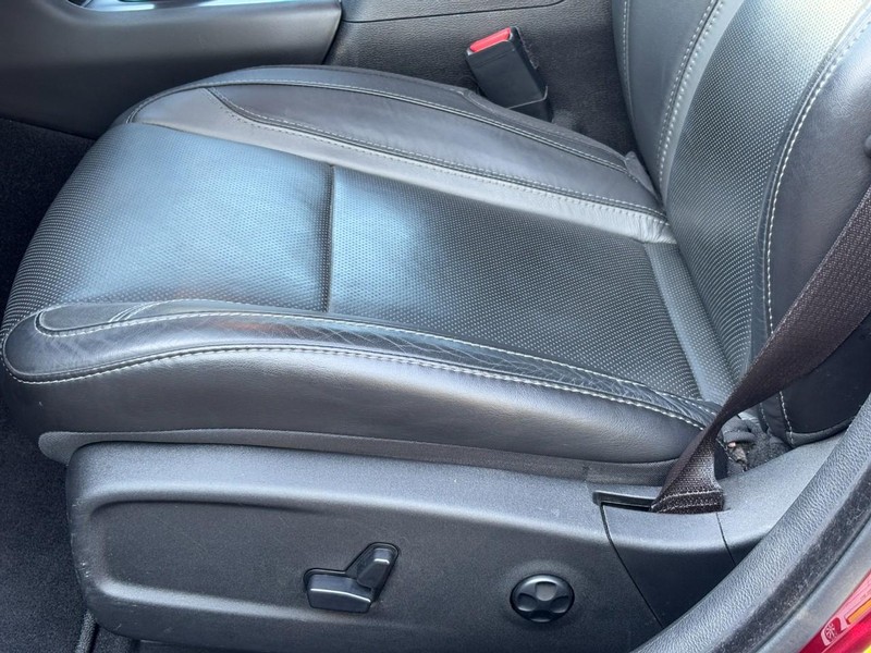 Dodge Charger Vehicle Full-screen Gallery Image 27