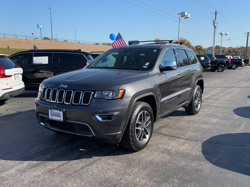 Jeep Grand Cherokee Vehicle Full-screen Gallery Image 08