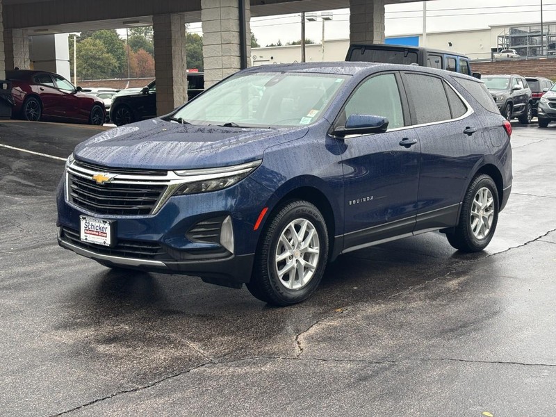 Chevrolet Equinox Vehicle Full-screen Gallery Image 08