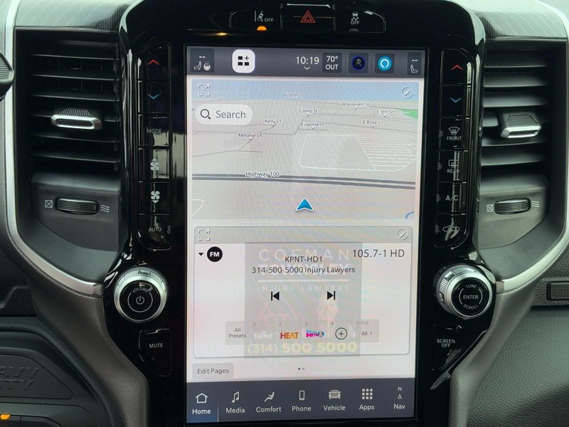 Ram 2500 Vehicle Full-screen Gallery Image 16