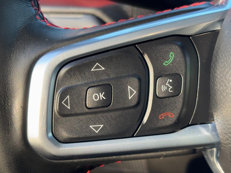 Jeep Wrangler Vehicle Full-screen Gallery Image 17