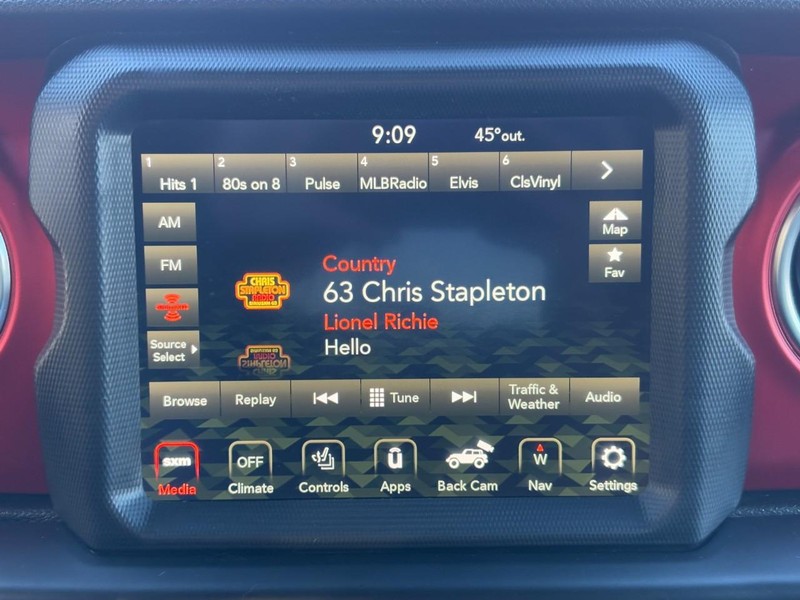 Jeep Wrangler Vehicle Full-screen Gallery Image 20