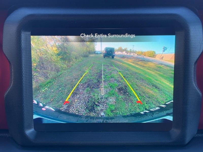 Jeep Wrangler Vehicle Full-screen Gallery Image 21