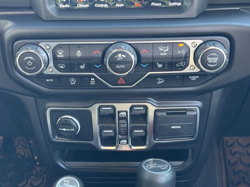 Jeep Wrangler Unlimited Vehicle Full-screen Gallery Image 14