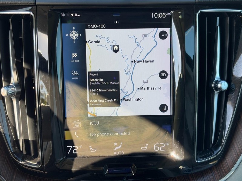 Volvo XC60 Vehicle Full-screen Gallery Image 22