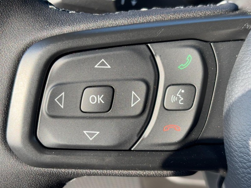 Jeep Gladiator Vehicle Full-screen Gallery Image 12