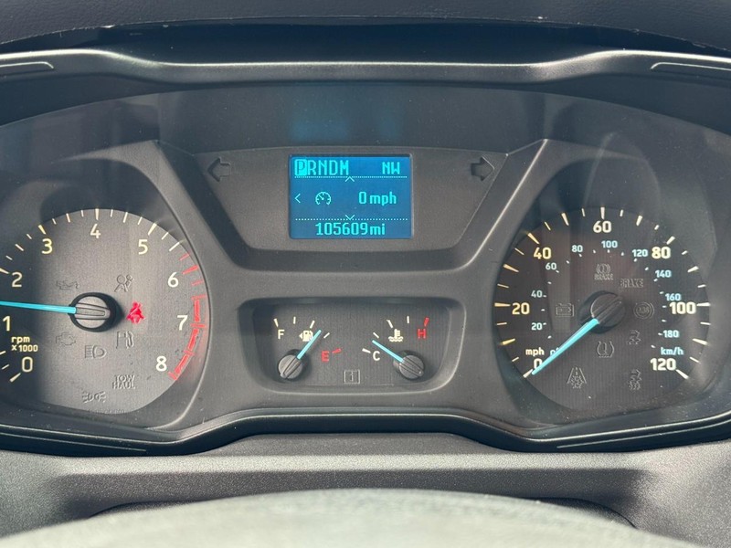 Ford Transit Van Vehicle Full-screen Gallery Image 17