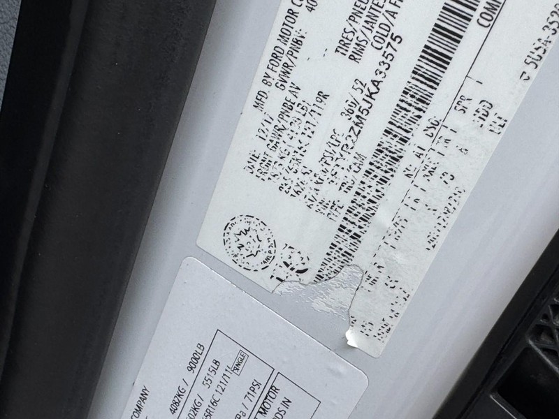 Ford Transit Van Vehicle Full-screen Gallery Image 22