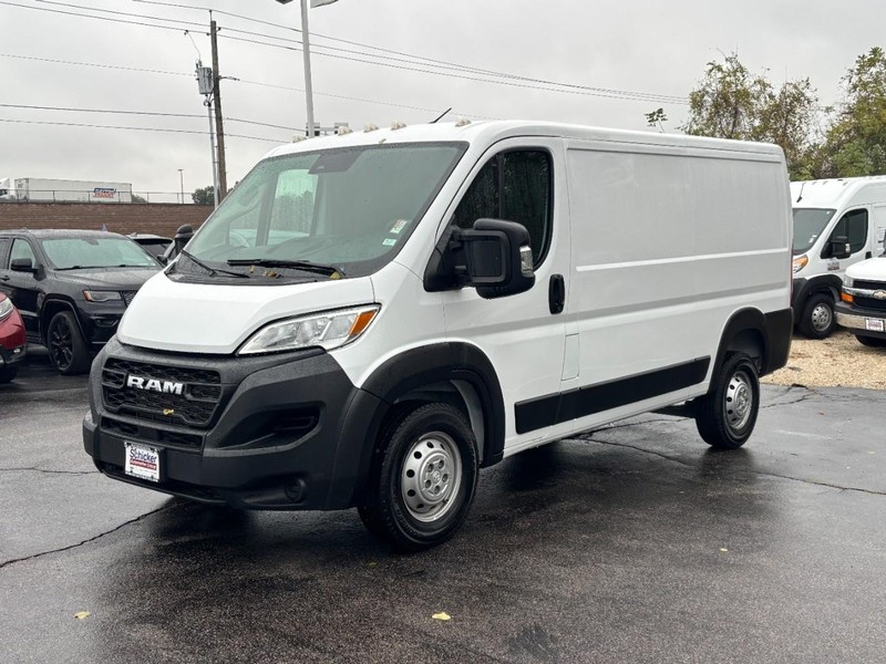 Ram ProMaster Cargo Van Vehicle Full-screen Gallery Image 07
