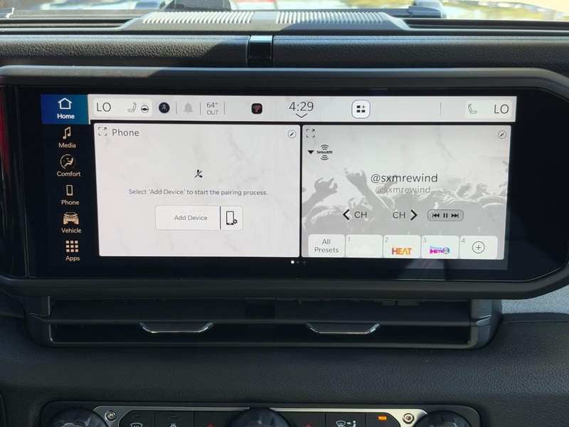 Jeep Wrangler Vehicle Full-screen Gallery Image 08