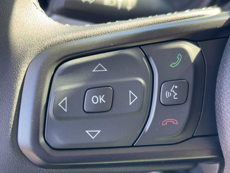 Jeep Wrangler Vehicle Full-screen Gallery Image 09