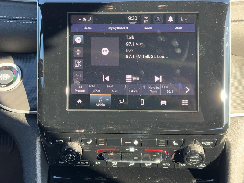 Jeep Grand Cherokee Vehicle Full-screen Gallery Image 08