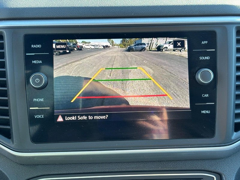 Volkswagen Atlas Vehicle Full-screen Gallery Image 21