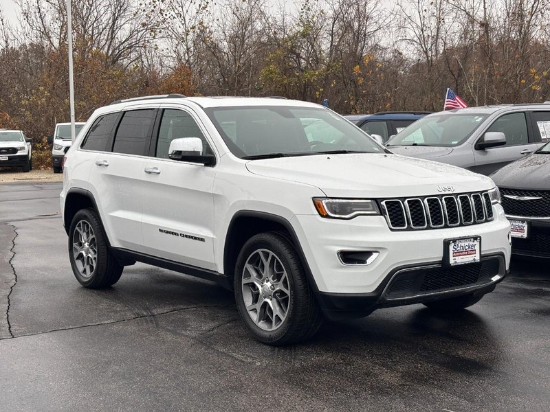 Jeep Grand Cherokee WK Vehicle Full-screen Gallery Image 02