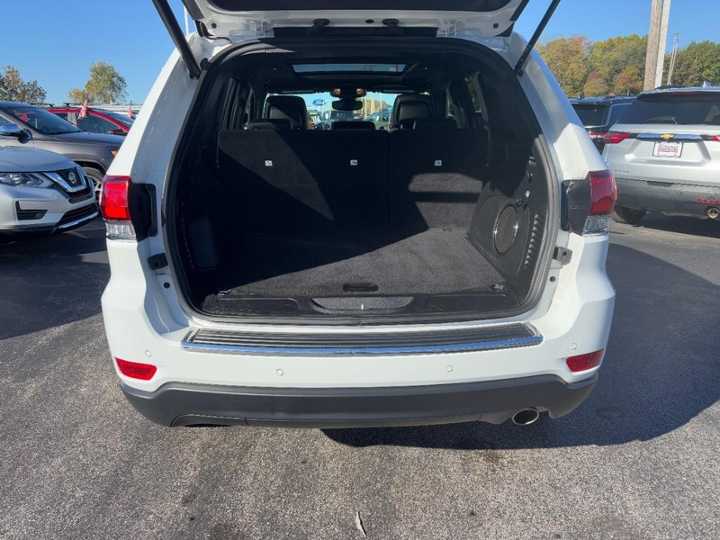 Jeep Grand Cherokee WK Vehicle Full-screen Gallery Image 04