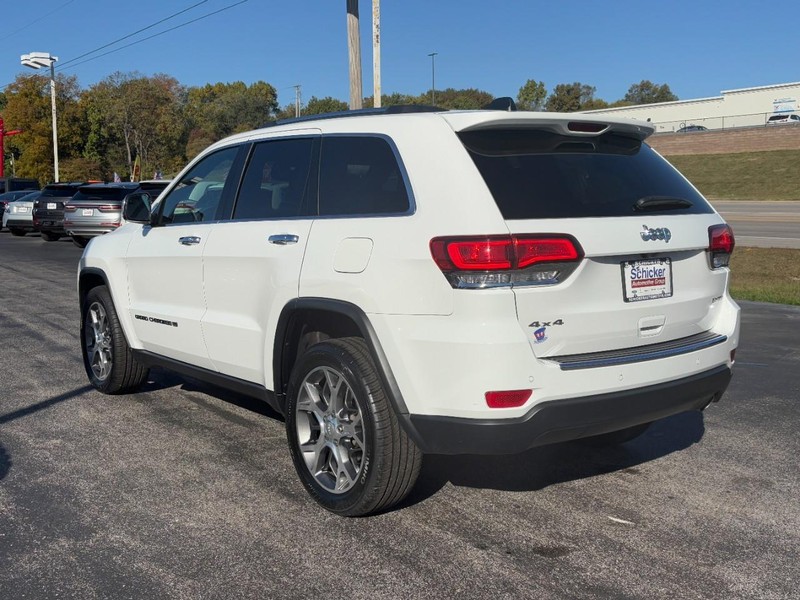 Jeep Grand Cherokee WK Vehicle Full-screen Gallery Image 06