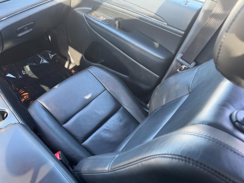 Jeep Grand Cherokee WK Vehicle Full-screen Gallery Image 15