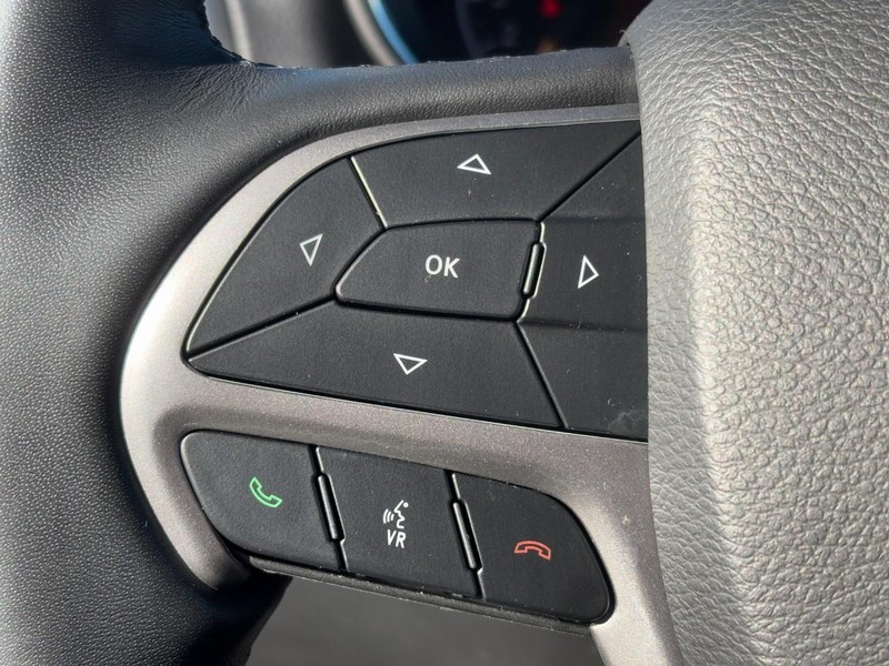 Jeep Grand Cherokee WK Vehicle Full-screen Gallery Image 17