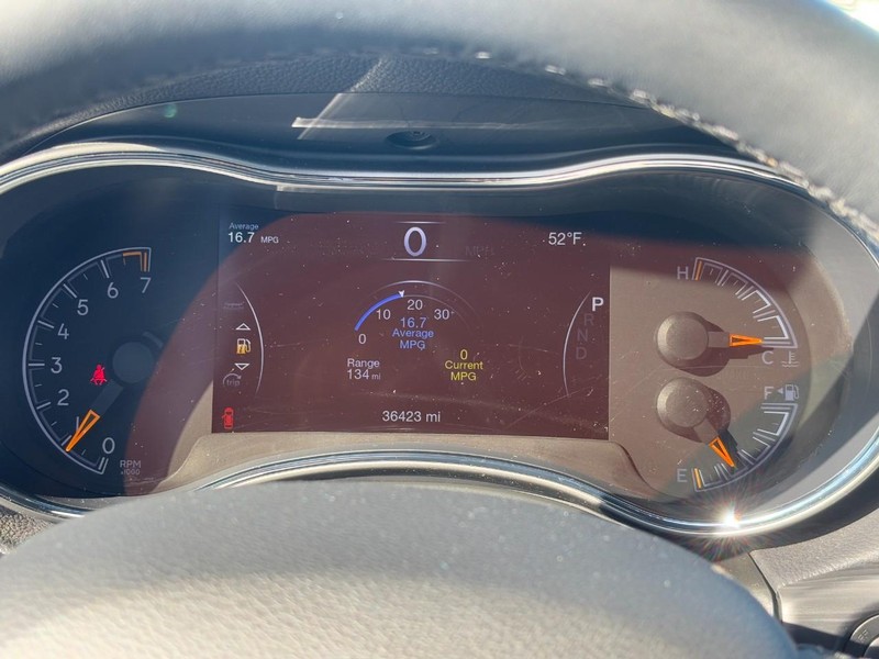 Jeep Grand Cherokee WK Vehicle Full-screen Gallery Image 19