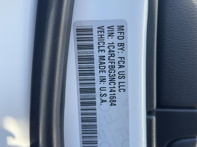 Jeep Grand Cherokee WK Vehicle Full-screen Gallery Image 27