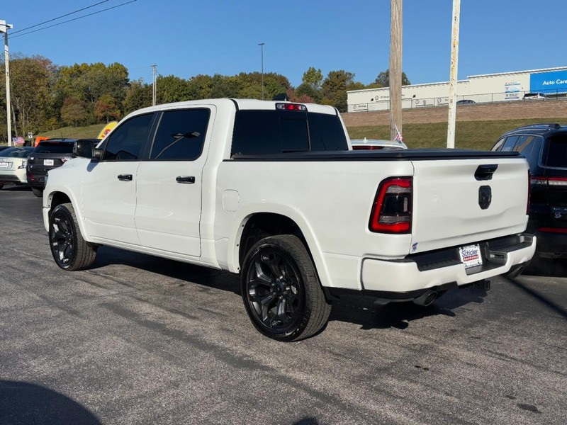 Ram 1500 Vehicle Full-screen Gallery Image 06