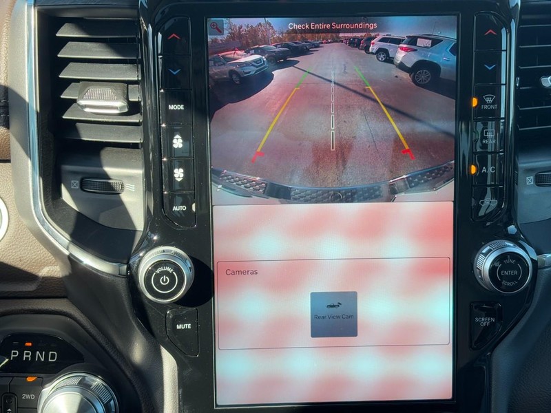 Ram 1500 Vehicle Full-screen Gallery Image 20