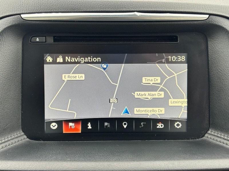 Mazda CX-5 Vehicle Full-screen Gallery Image 13