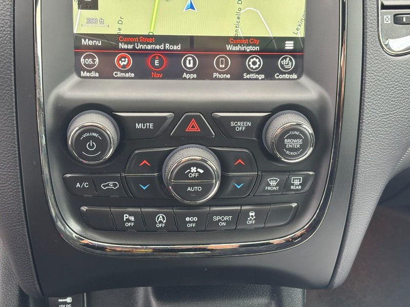 Dodge Durango Vehicle Full-screen Gallery Image 23