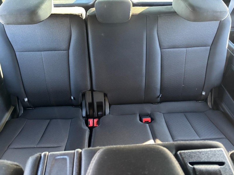 Ford Expedition Vehicle Full-screen Gallery Image 11