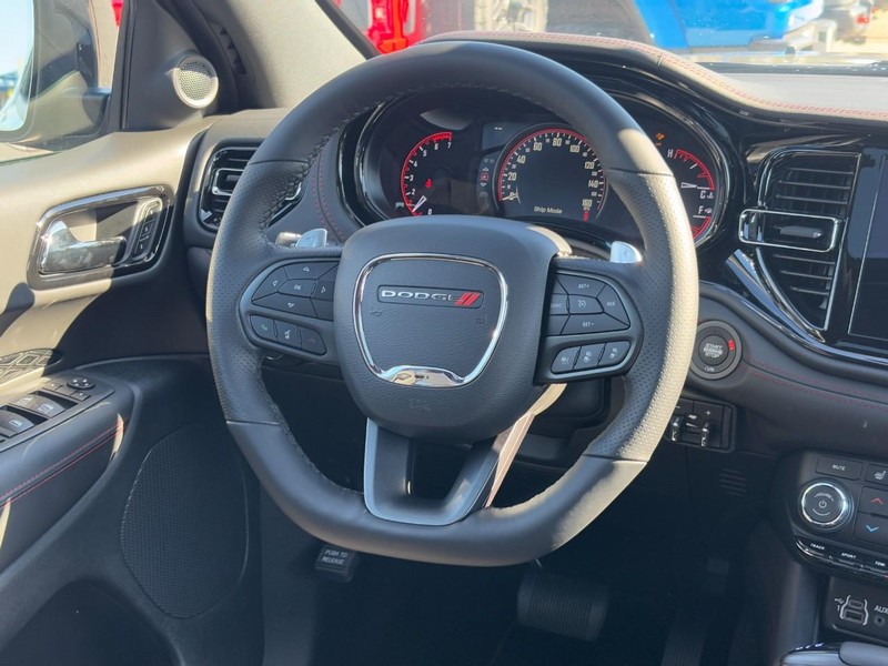 Dodge Durango Vehicle Full-screen Gallery Image 08