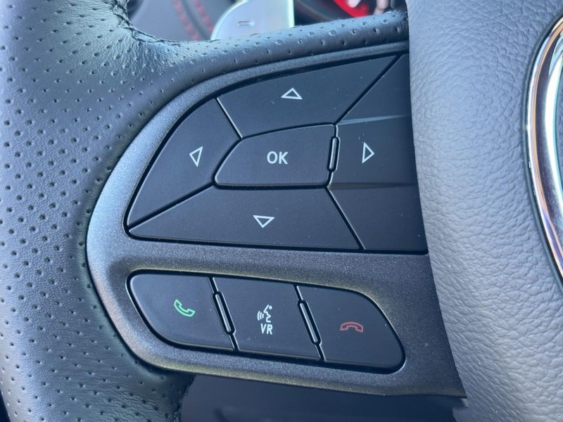 Dodge Durango Vehicle Full-screen Gallery Image 13