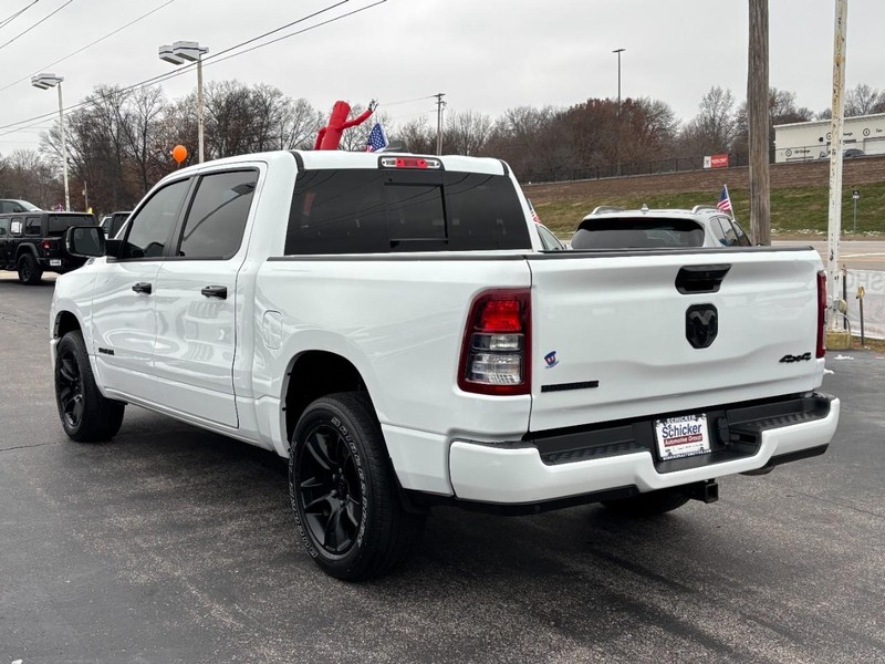 Ram 1500 Vehicle Full-screen Gallery Image 06